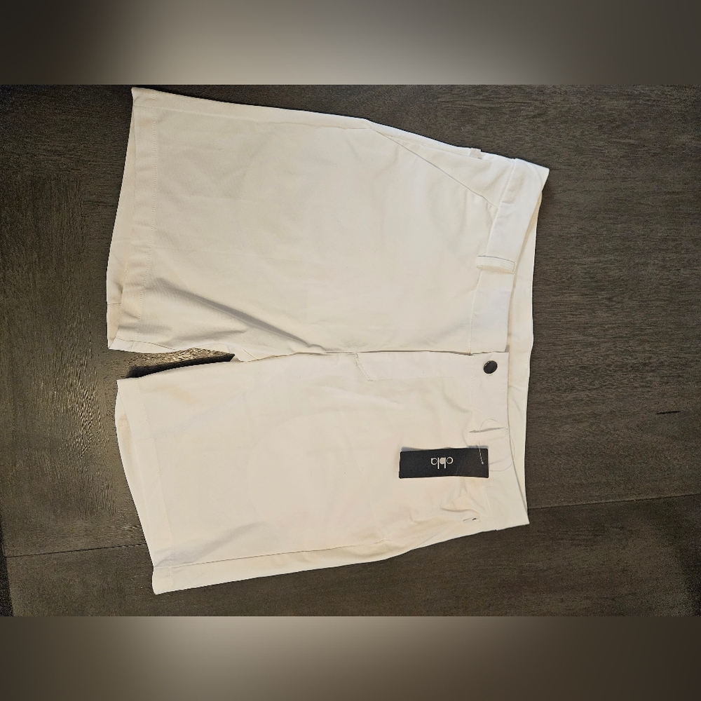 Obla Men's Golf Shorts Stretch Lightweight Casual or Dress. Size 32" 7" Inseam